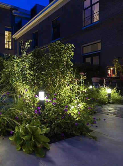 LIV LOW DARK, LED nadzemní svítidlo